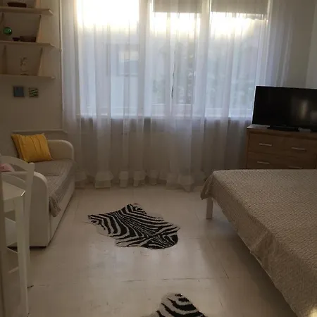 Ohtu Poik 4 Apartement Pärnu